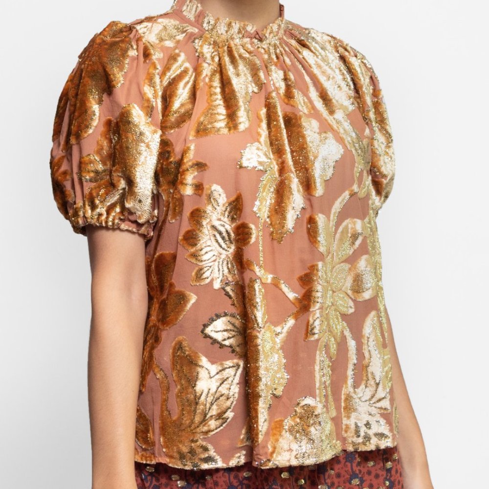 NWOT $426 Sz 6 Ulla Johnson Paloa Rose Gold Short